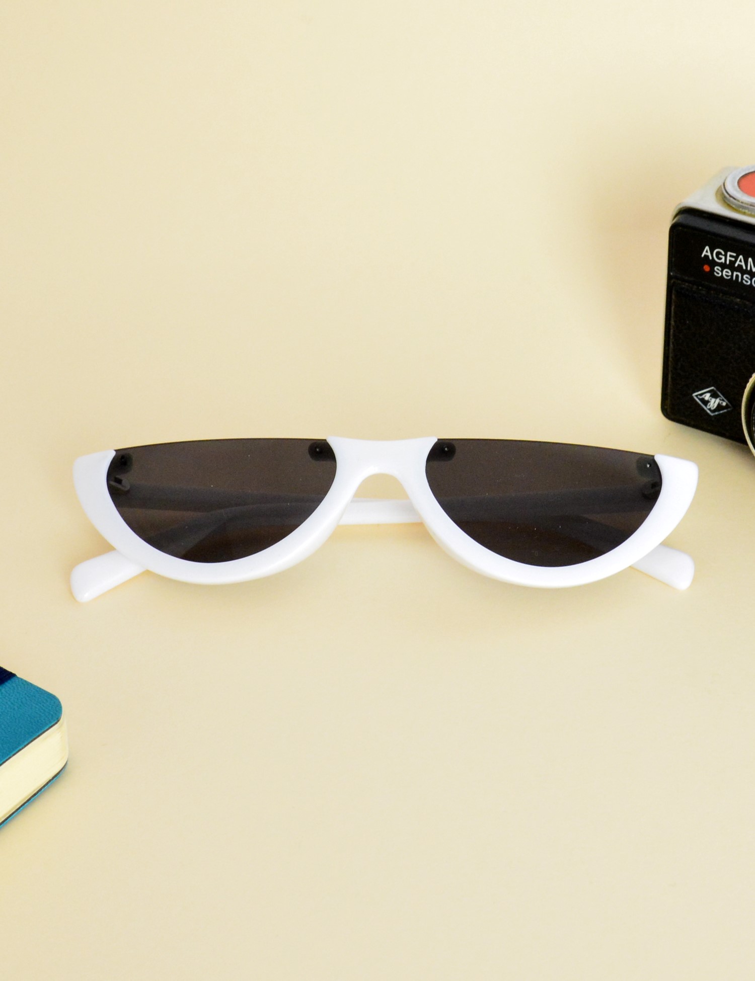 Γυναικεία γυαλιά ηλίου cat eye άσπρα Premium S2642